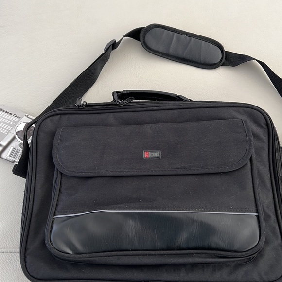 Notebook/Laptop Case 17” - Picture 11 of 13